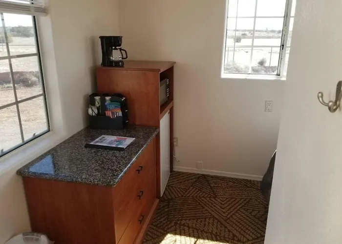 072a Affordable Getaway Near South Rim Sleeps 4- No Kitchenette