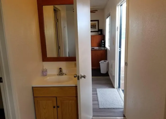 072a Affordable Getaway Near South Rim Sleeps 4- No Kitchenette Valle